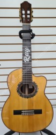 Requinto-corazón-paloescrito- luthier-modelo-JLV-REQPE-01-foto1